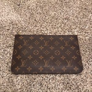 Louis Vuitton Neverfull Wristlet